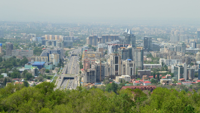Алматы разделят на полицентры
